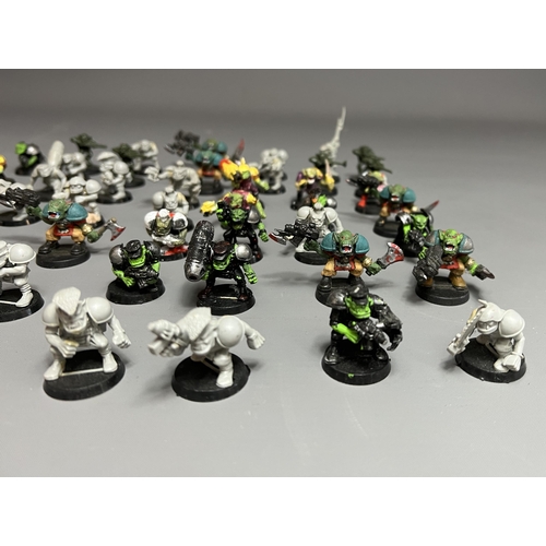 37 - Warhammer, Ork Army. Shipping Group (A).