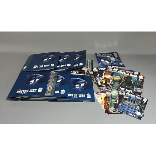 70 - Large quantity of Dr Who Eaglemoss collectors magazines. Shipping Group (D).