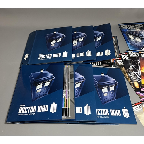 70 - Large quantity of Dr Who Eaglemoss collectors magazines. Shipping Group (D).