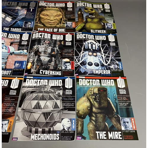 70 - Large quantity of Dr Who Eaglemoss collectors magazines. Shipping Group (D).