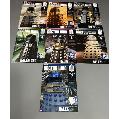 70 - Large quantity of Dr Who Eaglemoss collectors magazines. Shipping Group (D).