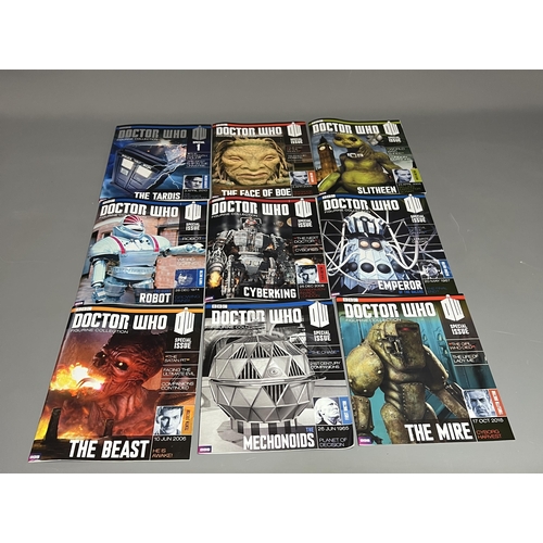 70 - Large quantity of Dr Who Eaglemoss collectors magazines. Shipping Group (D).