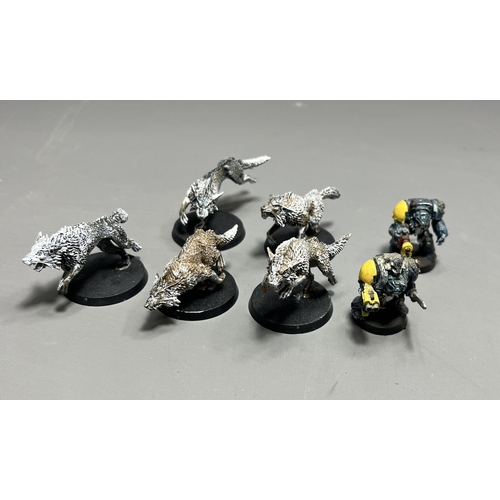 72 - A collection of Warhammer 40K Space Wolves. Shipping Group (A).