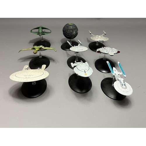 95 - 6 Star Trek Enterprise models by CBS studios 2013. Shipping Group (A).