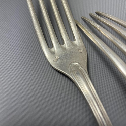 16 - 2 silver forks, weight 153g. Shipping group (A), optional combined shipping or collection in person ... 