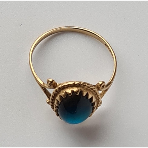 20 - 9ct gold cabochon ring, finger size Q1/2. Shipping group (A), optional combined shipping or collecti... 