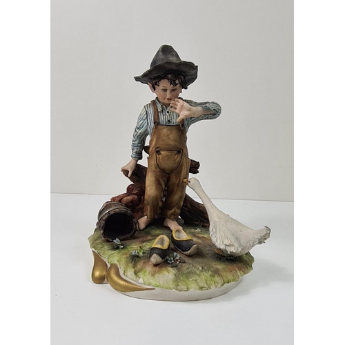 28 - 3 Capodimonte figures. Shipping group (A), optional combined shipping or collection in person / your... 