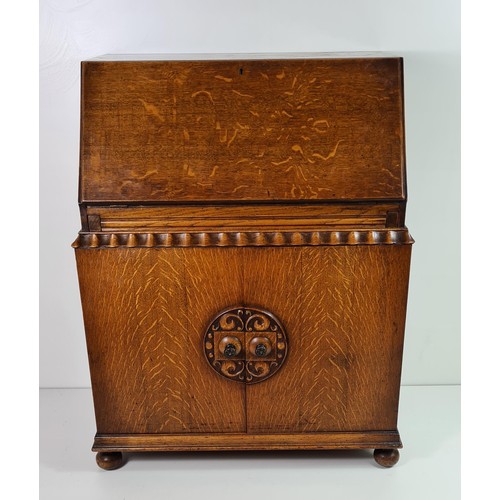 86 - C19th carved oak fall-front writing bureau. Measuring 100x73x47cm. Collection in person / your own c... 