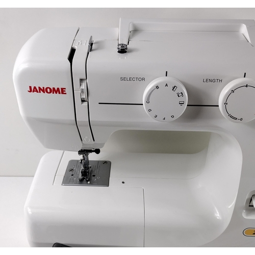 179 - Janome electric sewing machine in very good condition. Shipping group (C), optional combined shippin... 