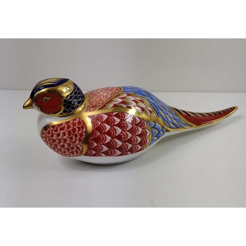 96 - Royal Crown Derby Pheasant bird with gold stopper and original box 18cm. Shipping group (A), optiona... 