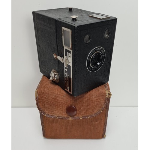 273 - Camera ware to include Kodak EK160, Vario and a six-20 Brownie junior. Collection in person / your o... 