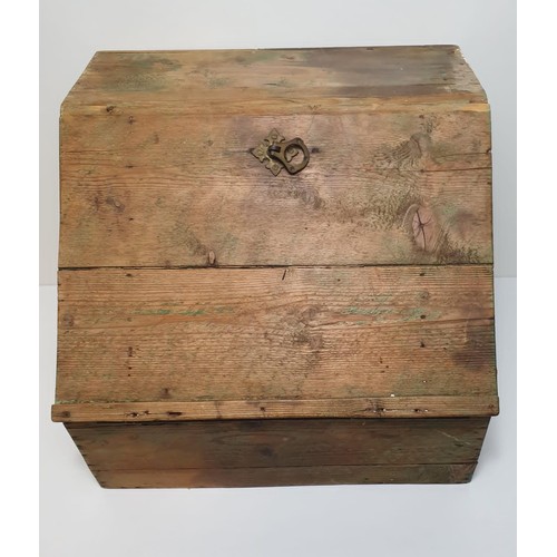 269 - Vintage scratch built pine box measuring 32x38x34cm. Collection in person / your own courier.