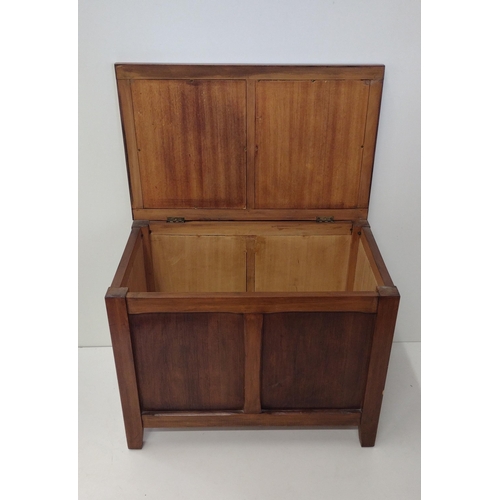 231 - Vintage oak blanket box, 54x70x43cm. Collection only.