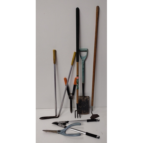 438 - Assorted garden hand tools. Collection only.