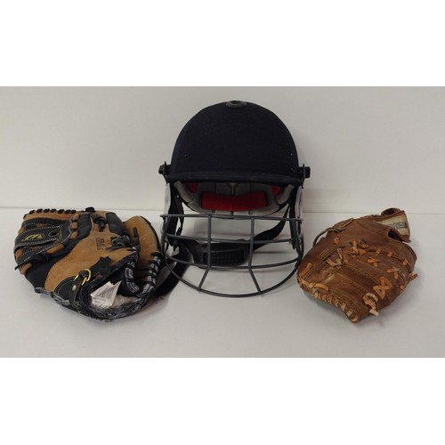 315 - American baseball gloves and helmet. Shipping Group (A)