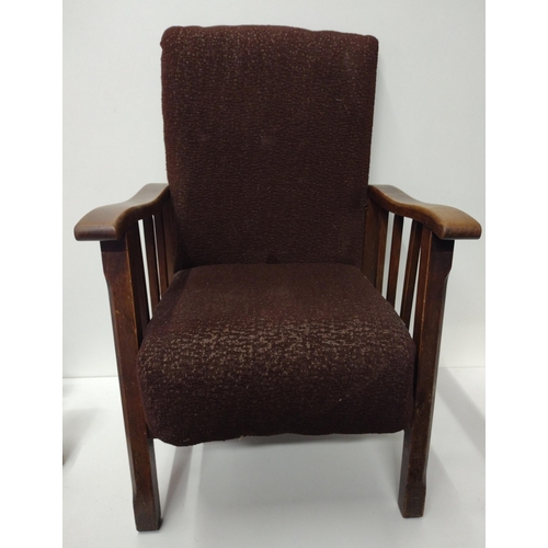 106 - Vintage child's oak-frame reclining chair. Collection only.