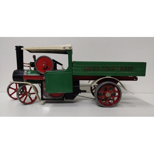 98 - Mamod Steam Wagon in excellent condition measuring 17cmx43cm.  Shipping Group (A).