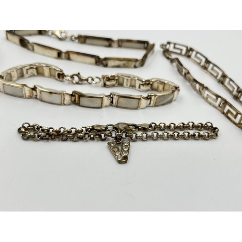 39 - (6) .925 silver bracelets, Total weight: 69g. Shipping Group (A).