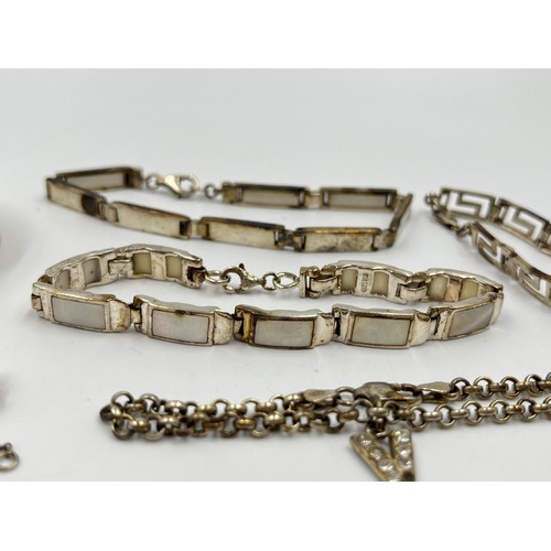 39 - (6) .925 silver bracelets, Total weight: 69g. Shipping Group (A).