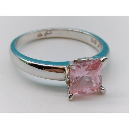 72 - .925 silver and pink cubic zirconia set ring.Size: Q.Shipping Group (A).