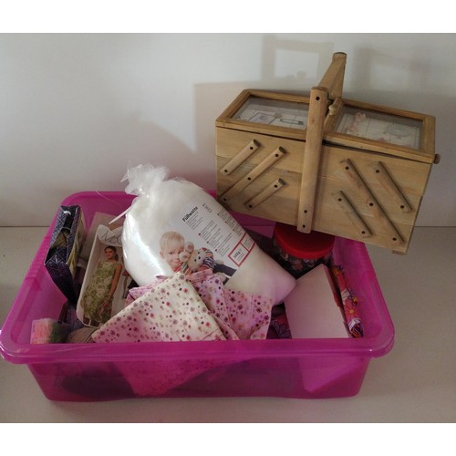 210 - Wooden cantilever sewing box and haberdashery items. Collection only.