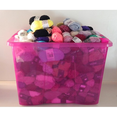 216 - 64 litre tub of unused knitting wool / yarn. Shipping Group (A).