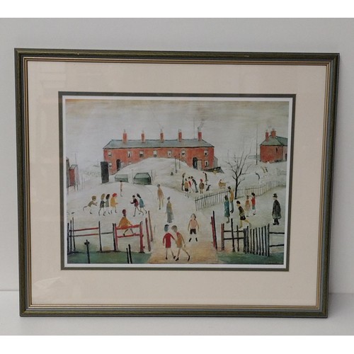 264 - L.S Lowry: framed and glazed print, frame size H:50 x W:58 cm. Collection only. Shipping Group (A).