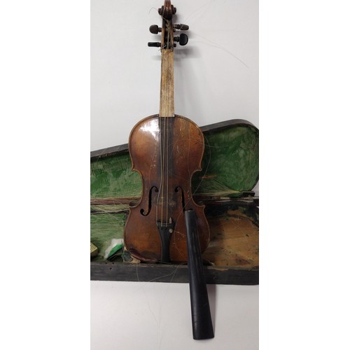 268 - Antique violin having 'Hope' stamped on reverse below the button, with case. Shipping Group (A).