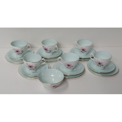 284 - Royal Albert 'Elphin' bone china (6) tea cups, saucers and side plates with sugar bowl. Collection o... 