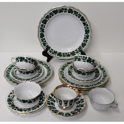 290 - 17 pieces of Meissen porcelain including Green Leaf Ivy Vine pattern. Collection only.