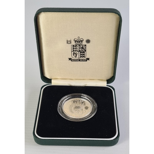 138 - 50th Anniversary of the United Nations Silver £2 Proof Coin. With COA, 28.40mm diameter, 15.98g. Shi... 