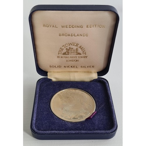 94 - 4 Cased Commemorative Coins: Royal British Legion 70th Anniversary, H. Samuel Wedding Keepsake, Roya... 