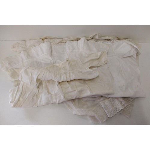 276 - 4 vintage infant christening gowns. Shipping Group (A).