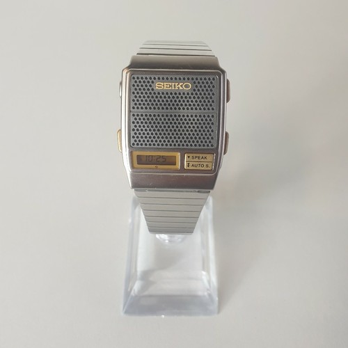 2 early 1980 s SEIKO A966 talking wrist watches. Shipping Group A