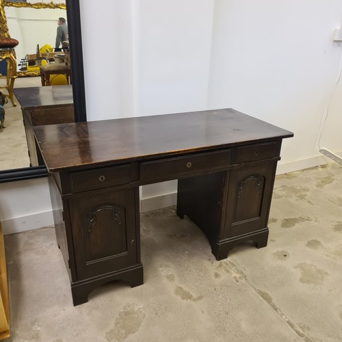 43 - Early 20th century double pedestal desk. 