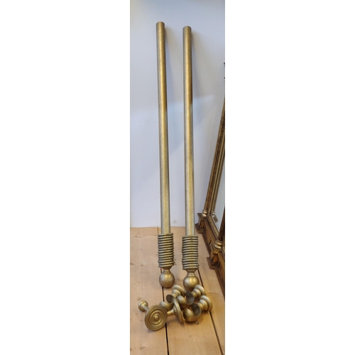 100 - Long wooden curtain pole in gold finish, including curtain rings and holdbacks. 320 cm in length.