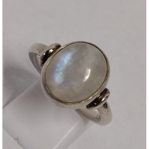 266 - 925 silver Moonstone cabochon ring, size O½. Shipping Group (A).