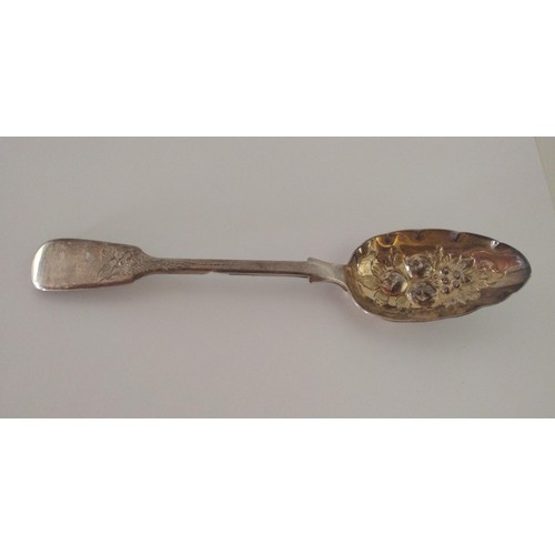 253 - Victorian hallmarked silver 'berry spoon'. Shipping Group (A).