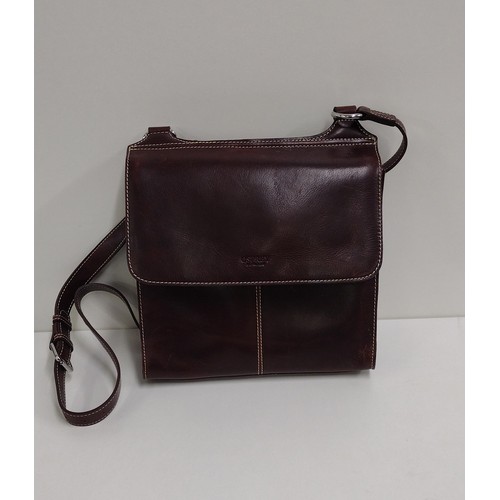 52 - 'Osprey' brown leather shoulder bag. Shipping Group (A).