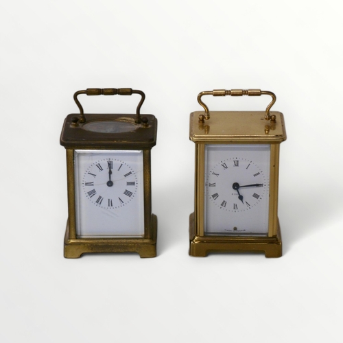 112 - Two 20th century brass and glass 'carriage clocks' 11cm tallest. Shipping group (A).