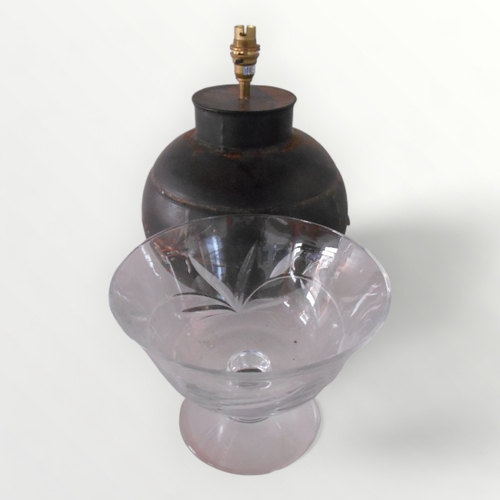 296 - Bulbous pottery lamp base 26cm across together with a Royal Doulton glass bowl 17cm high. Shipping g... 