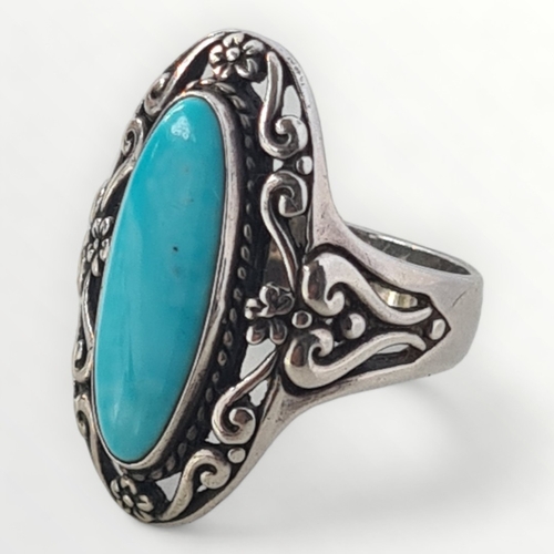 38 - Silver and large turquoise set ring. Size S. Shipping group (A).