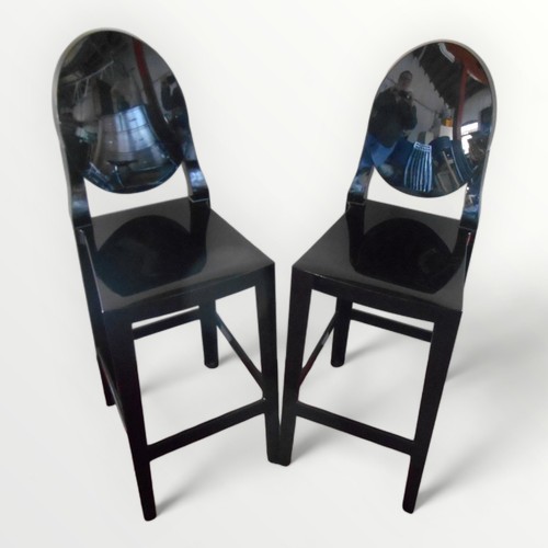 288 - A pair of Kartell 'one more' oval back high stools designed by Phillippe Stark. 74cm to seat 114cm o... 