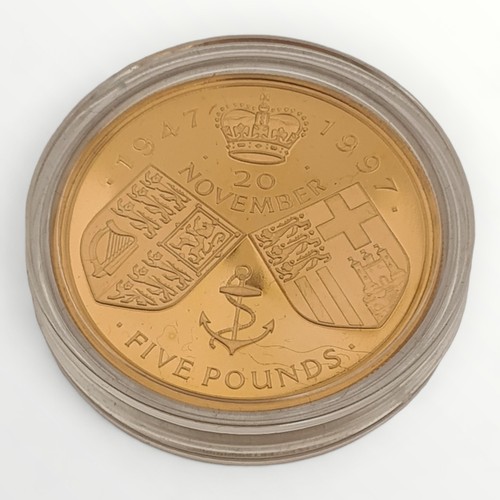 50 - A limited edition 22ct gold £5 proof crown (quintet sovereign). 39.94g, with C.O.A. Issued in 1997, ... 