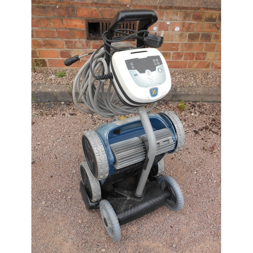 336 - Zodiac brand electric 'robotic' swimming pool cleaner.