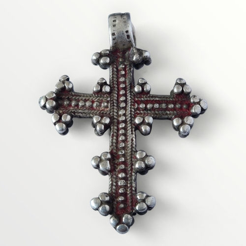 6 - Heavy silver cross pendant. Shipping group (A).