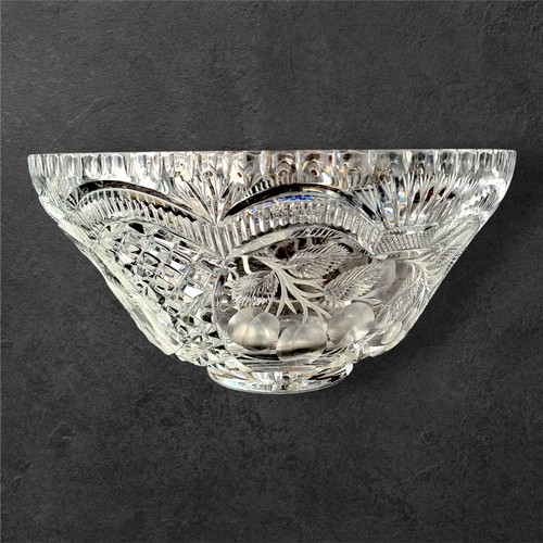 136 - Quality part crystal bowl having wheel cut and engraved fruit decoration, possibly Irish. 31cm diame... 