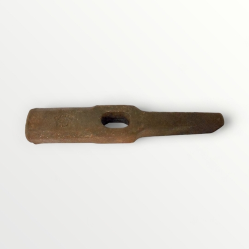 144 - Platelayers keying hammer head stamped 'Burton' Sheffield, 31cm long. Shipping group (B).