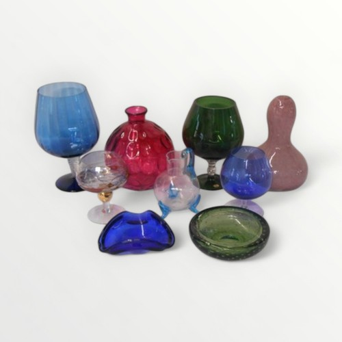 167 - A selection of coloured domestic glassware, various.