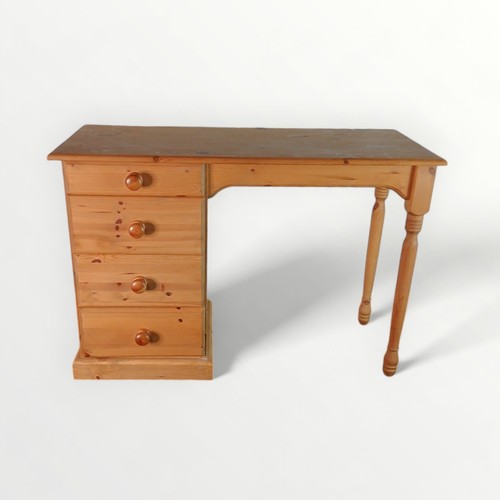 184 - Modern pine desk with a bank of four drawers, 72 x 105 x 44cm.